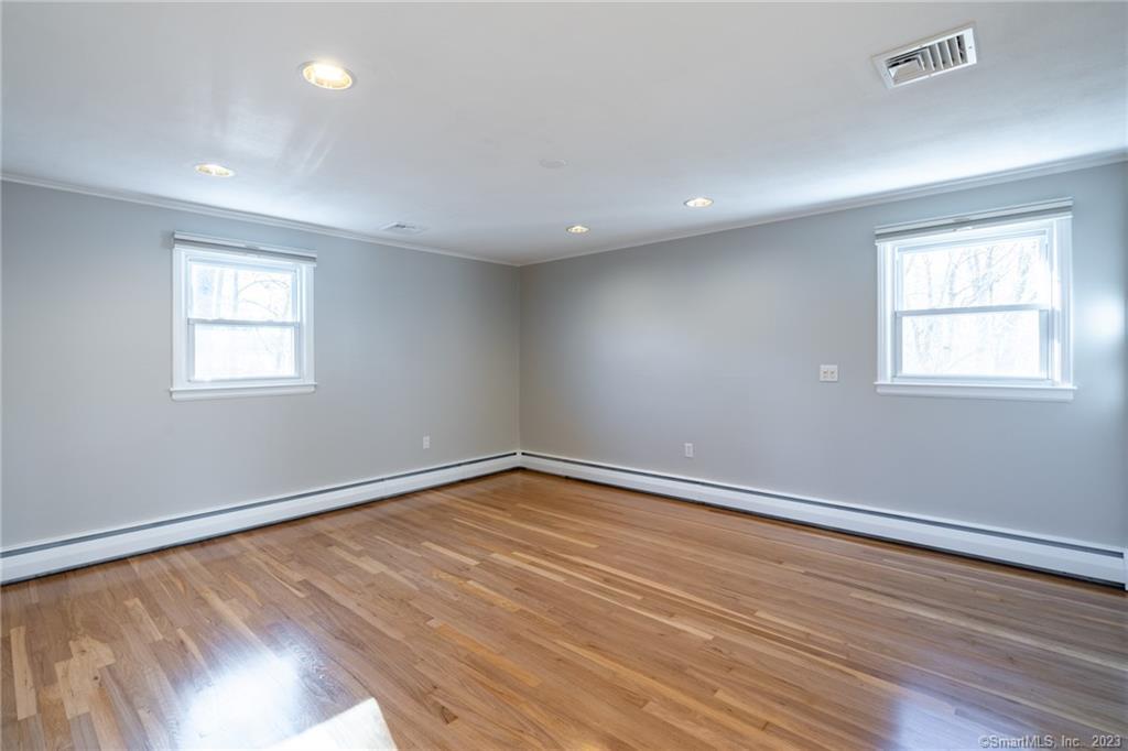 Photo 16 of 40 of 149 Simsbury Road house