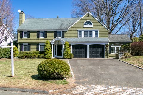 MLS: 24084373