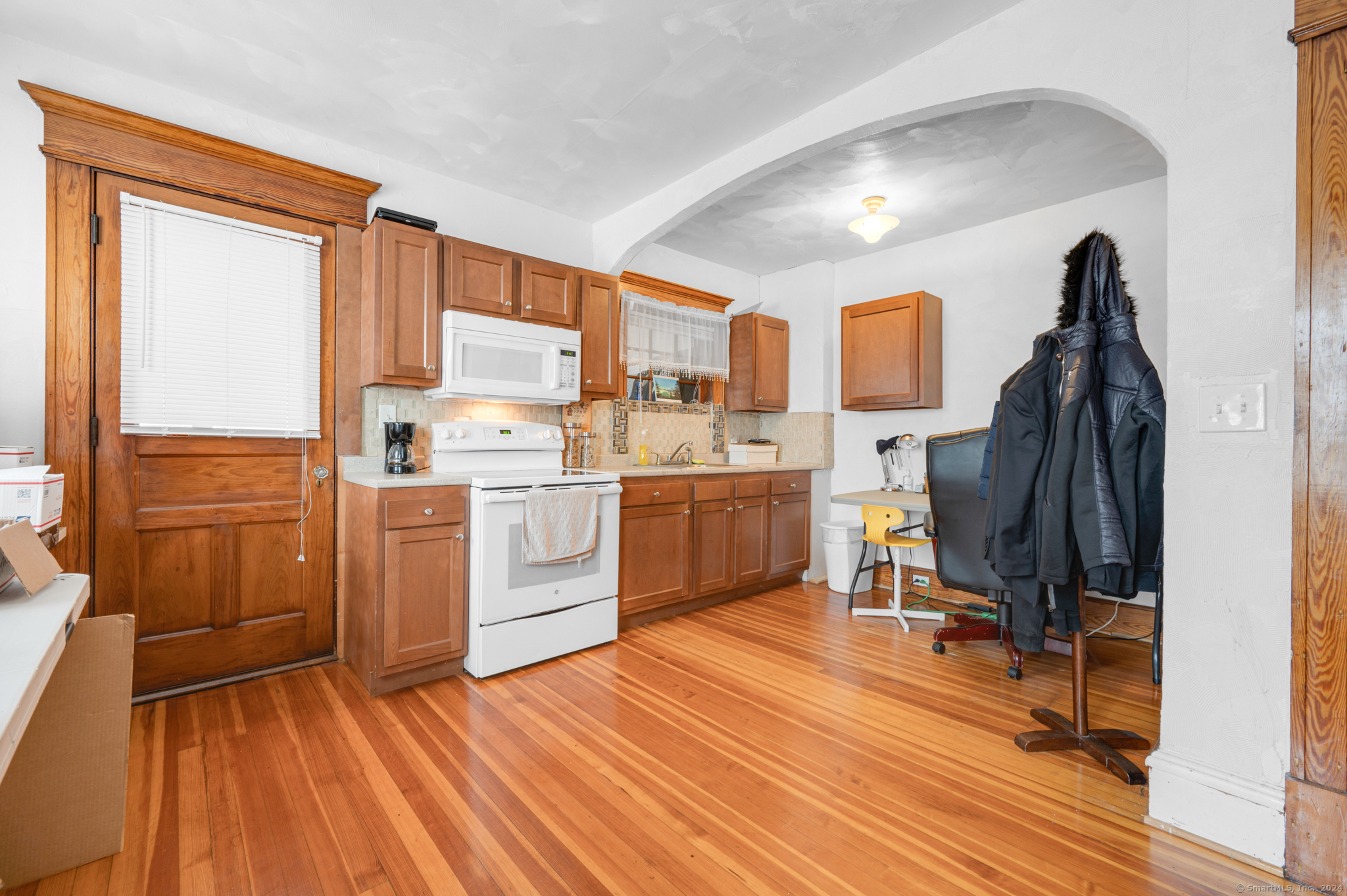 345 Highland Avenue, Waterbury, Connecticut image 10