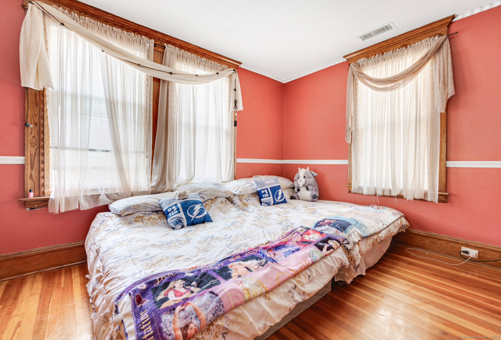 345 Highland Avenue, Waterbury, Connecticut image 23