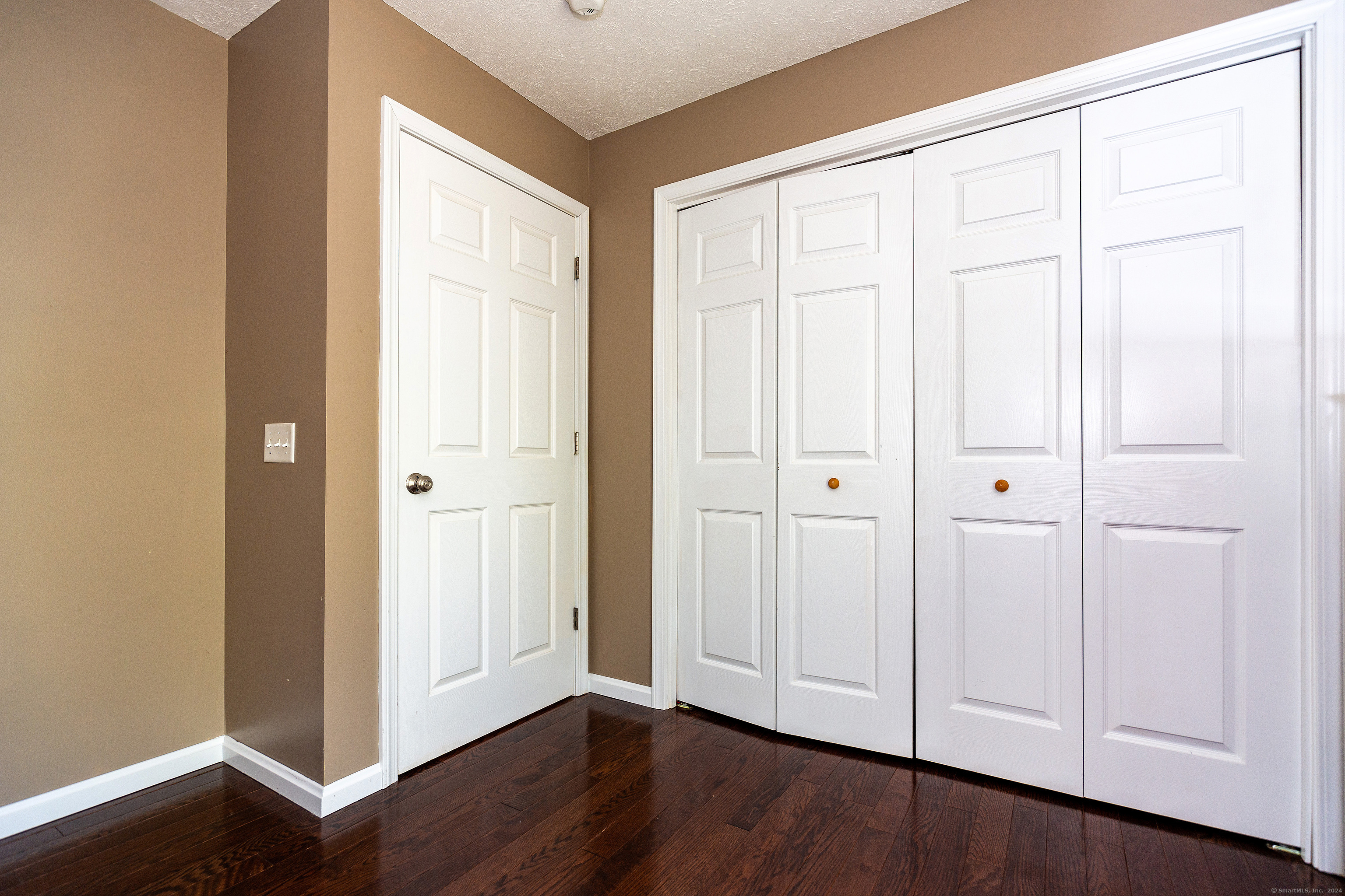 Montville, Connecticut 06382, United States, 3 Bedrooms Bedrooms, ,3 BathroomsBathrooms,Residential,Active,220682