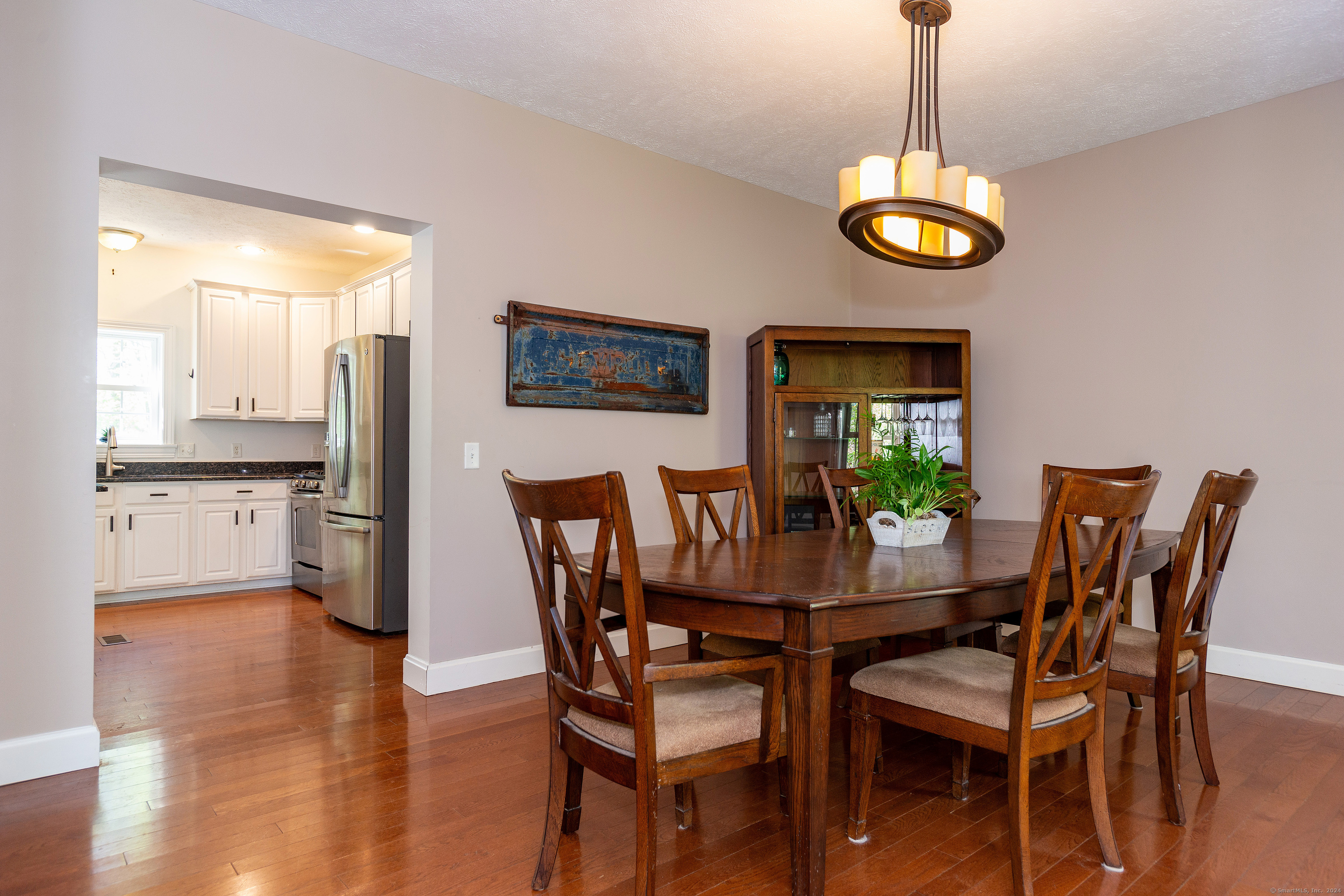 Montville, Connecticut 06382, United States, 3 Bedrooms Bedrooms, ,3 BathroomsBathrooms,Residential,Active,220682