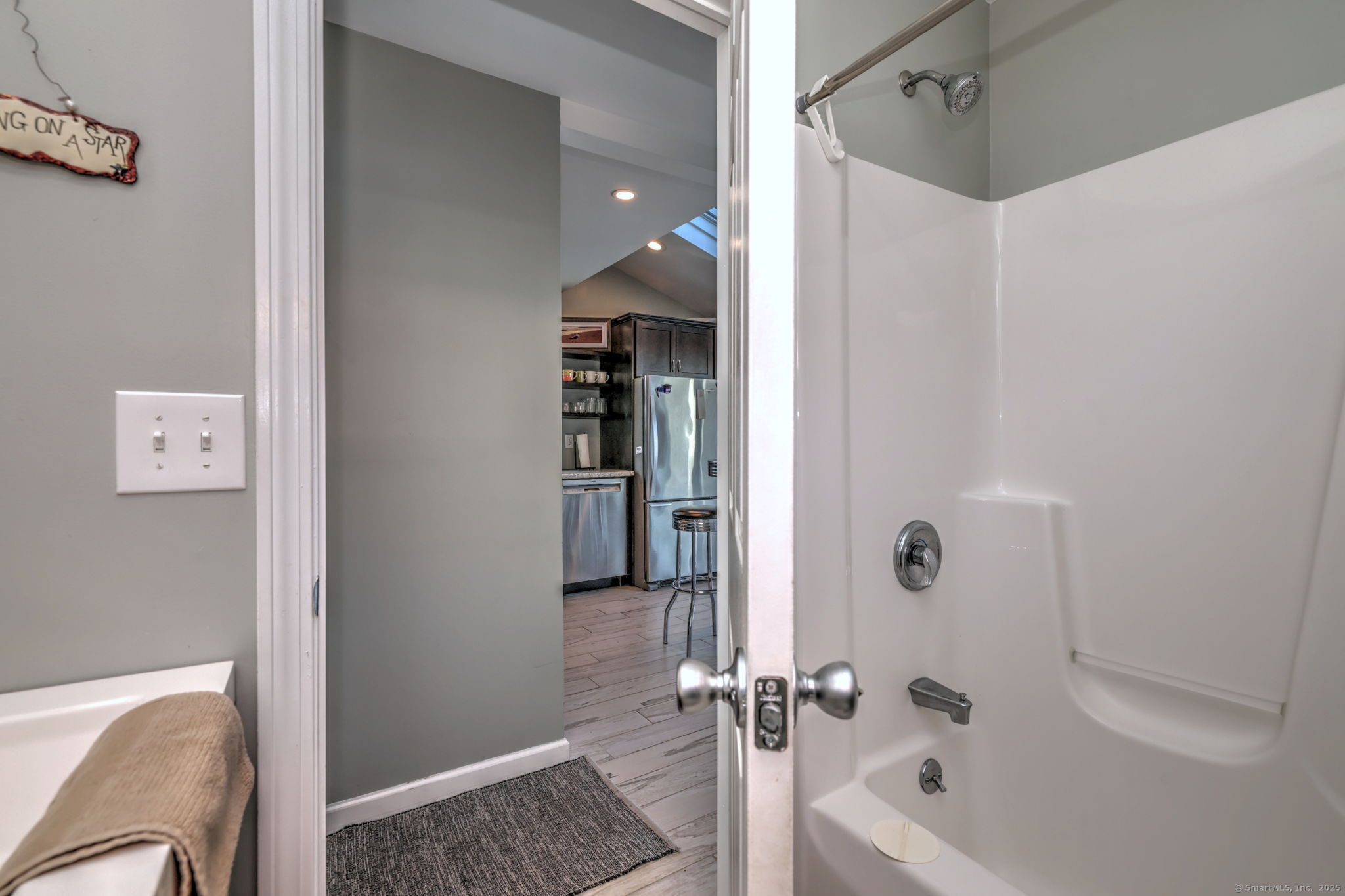15 Chetwood Street, Milford, Connecticut image 13