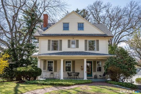Photo of 21 Vanderbilt Road, West Hartford, CT 06119 (MLS # 24091762)