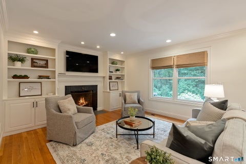 Tiny photo for 4 Windsor Court, Farmington, CT 06032 (MLS # 24203897)