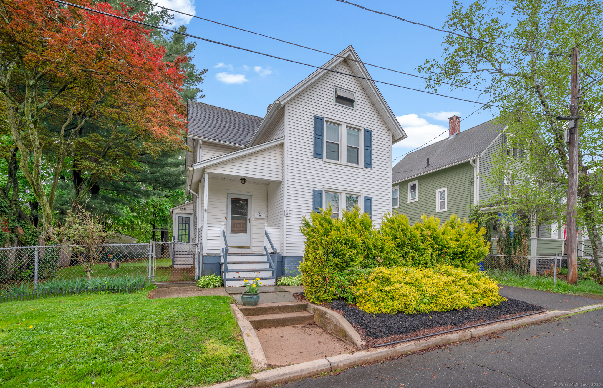 Property for Sale at Cottage Street, Middletown, Connecticut - Bedrooms: 3 
Bathrooms: 1 
Rooms: 6  - $270,000