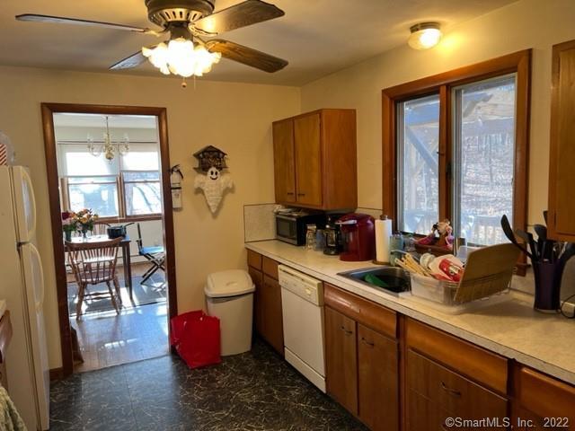 22 Red Oak Hill Road