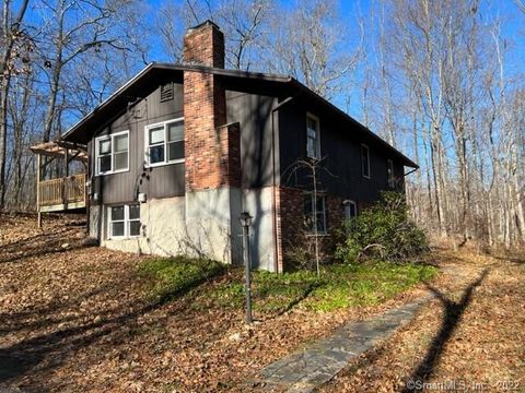 22 Red Oak Hill Road Willington CT 06279