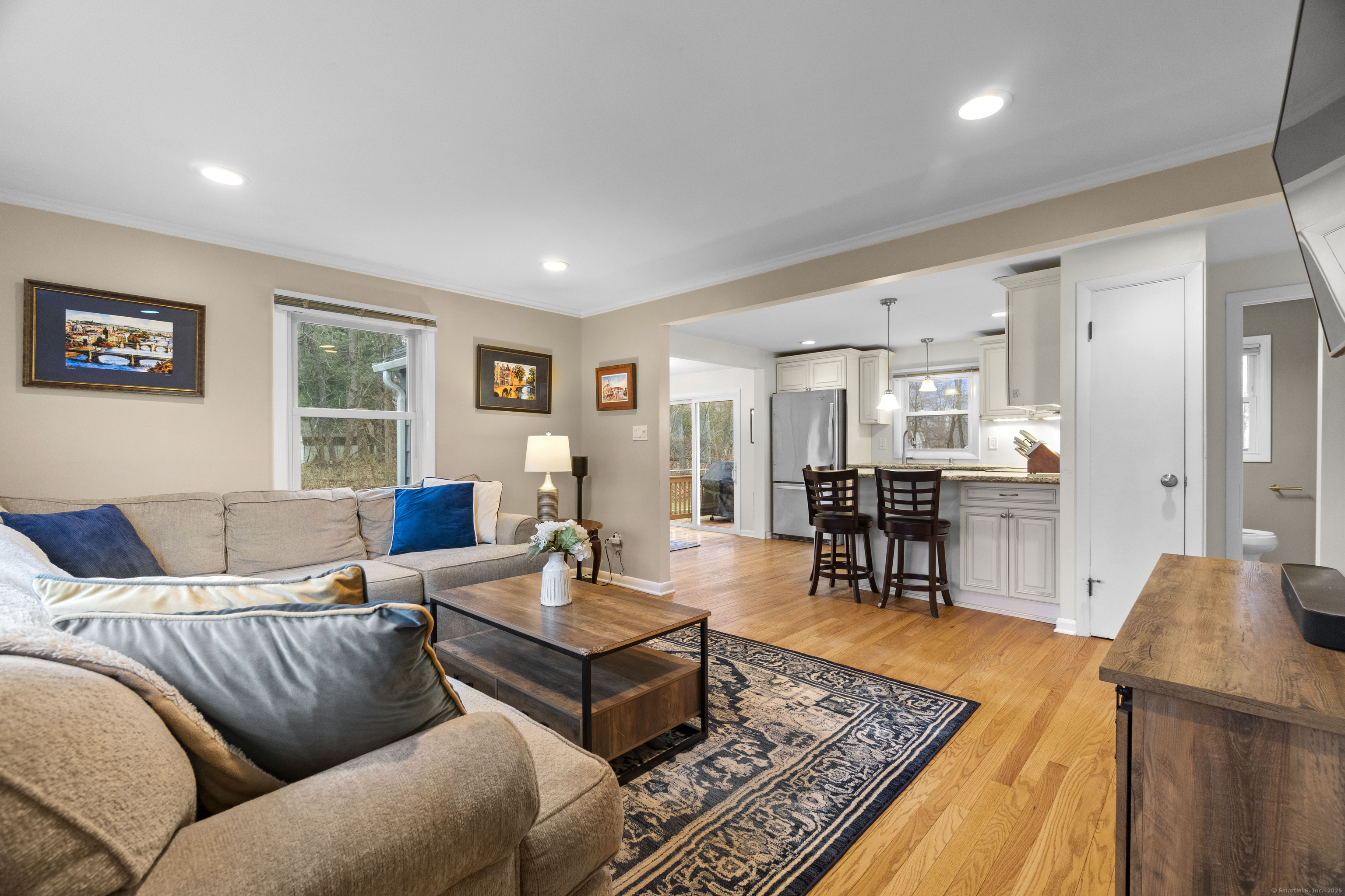 8 Roberta Road, North Haven, Connecticut image 11