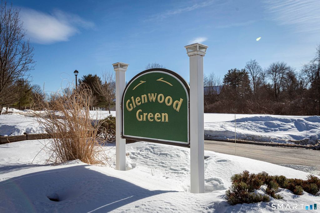 Photo of 99 Oliver Way #99, Bloomfield, CT 06002 (MLS # 24153047)