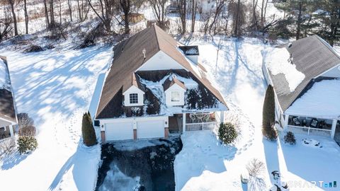 Condo For Sale - 99 Oliver Way #99<br/> Bloomfield, CT 06002