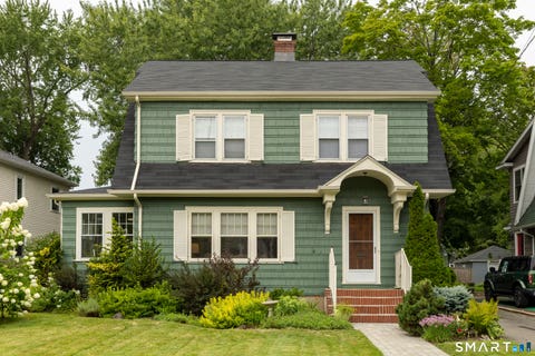 Photo of 23 Westfield Road, West Hartford, CT 06119 (MLS # 24199268)