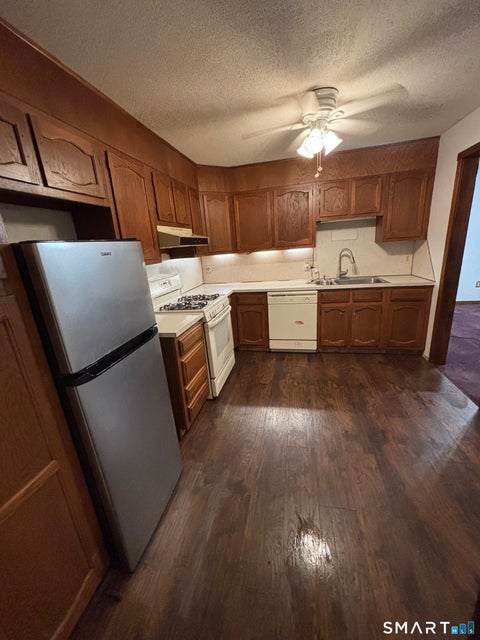 Tiny photo for 19 Hickory Hill #19, Southington, CT 06489 (MLS # 24211076)