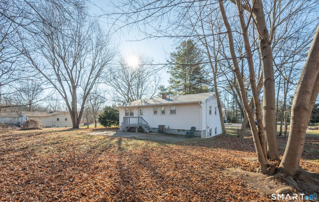 Photo of 31 Cheryl Drive, Farmington, CT 06032 (MLS # 24145028)