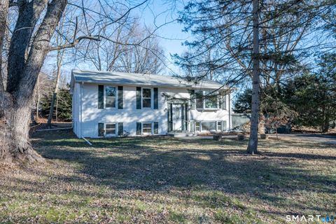 Photo of 31 Cheryl Drive, Farmington, CT 06032 (MLS # 24145028)