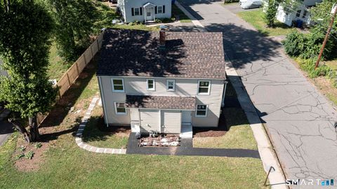 Multifamily For Sale - 163-165 Woodlawn Circle<br/> East Hartford, CT 06108