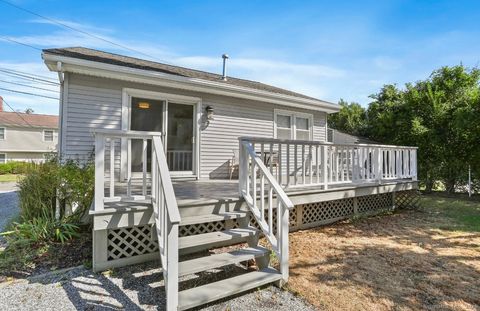 Tiny photo for 318 Pine Creek Avenue, Fairfield, CT 06824 (MLS # 24144002)