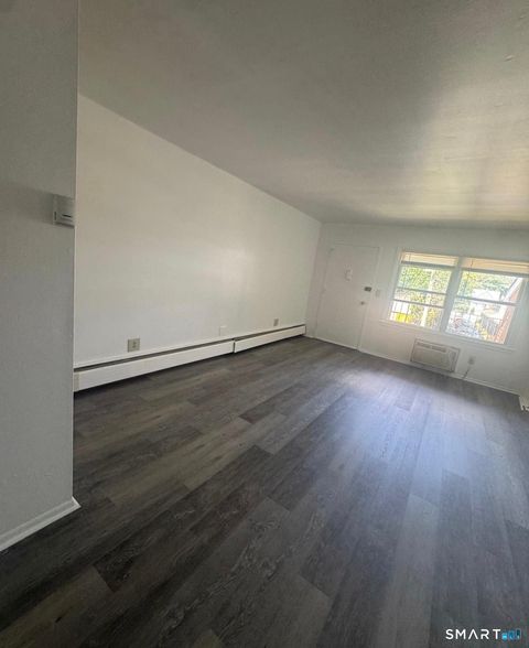 Photo of 155 Birdseye Street #1 A2, Bridgeport, CT 06604 (MLS # 24177838)