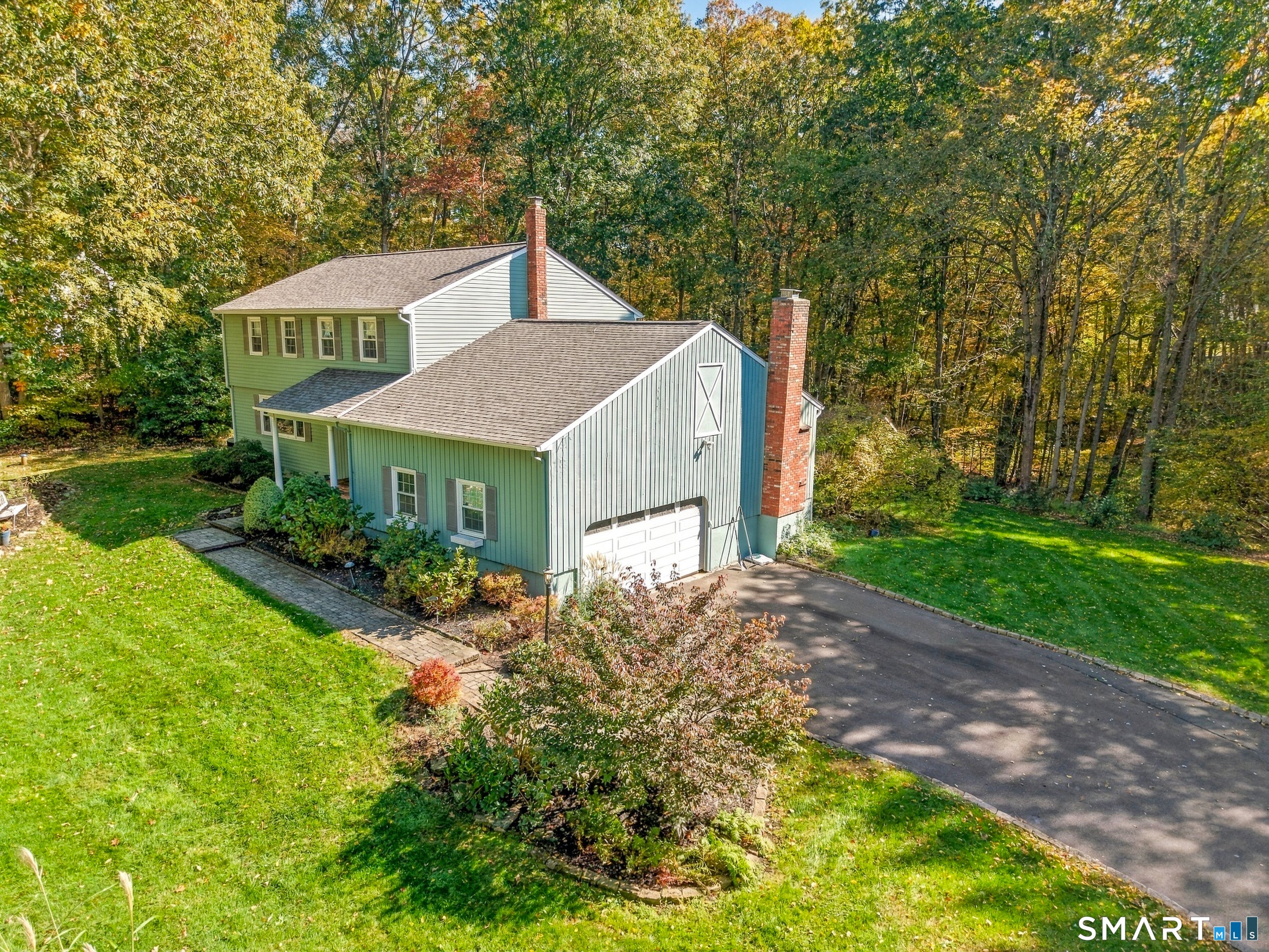 122 Meadow Hills Drive