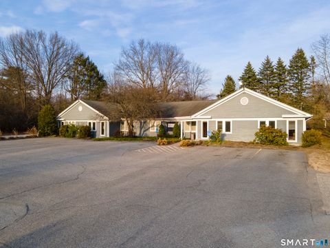 7 Kennedy Drive Putnam CT 06260