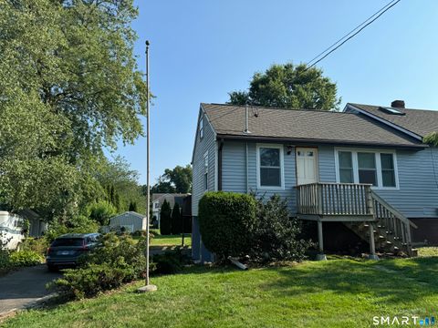 Tiny photo for 11 Maple Street #2, Trumbull, CT 06611 (MLS # 24145694)