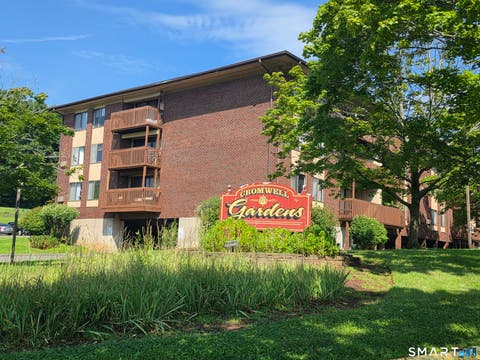 Photo of 1103 Cromwell Hills Drive #1103, Cromwell, CT 06416 (MLS # 24197699)