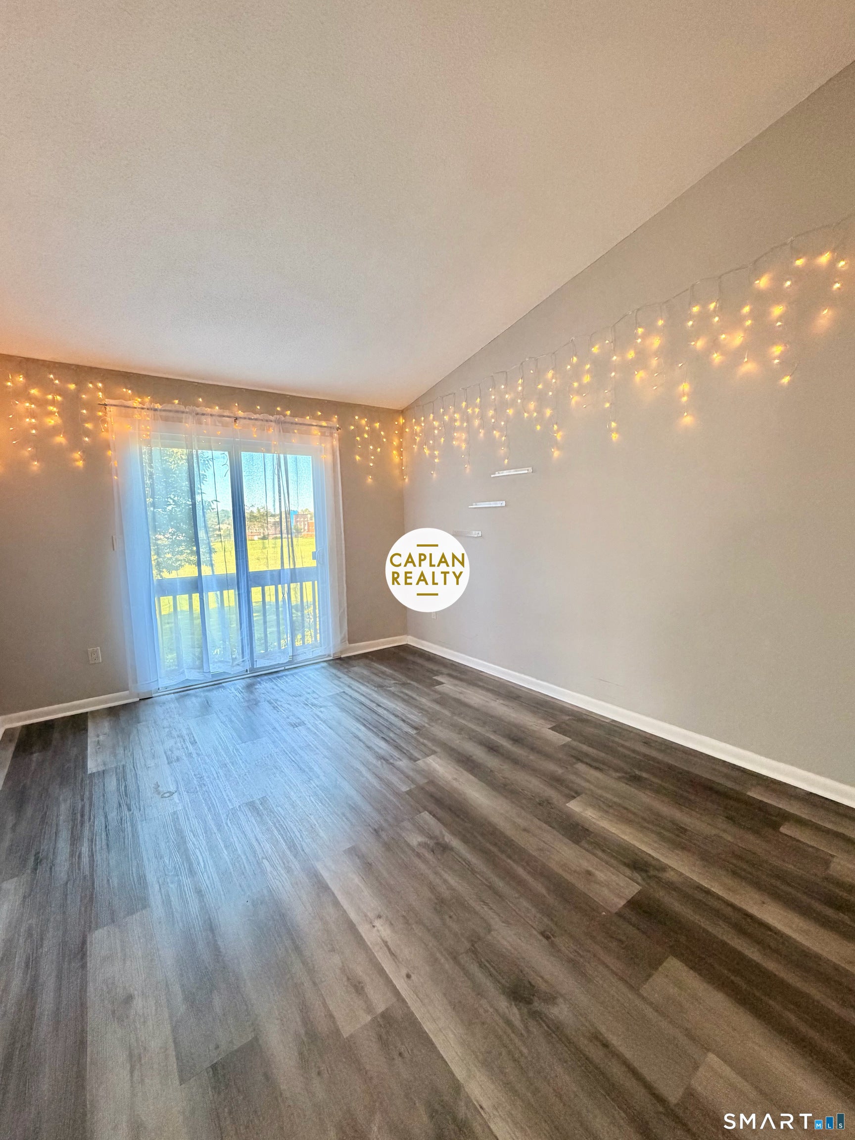 255 Pine Rock Avenue 17