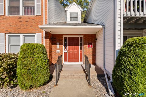 Photo of 2 Concorde Way #A4, Windsor Locks, CT 06096 (MLS # 24153446)