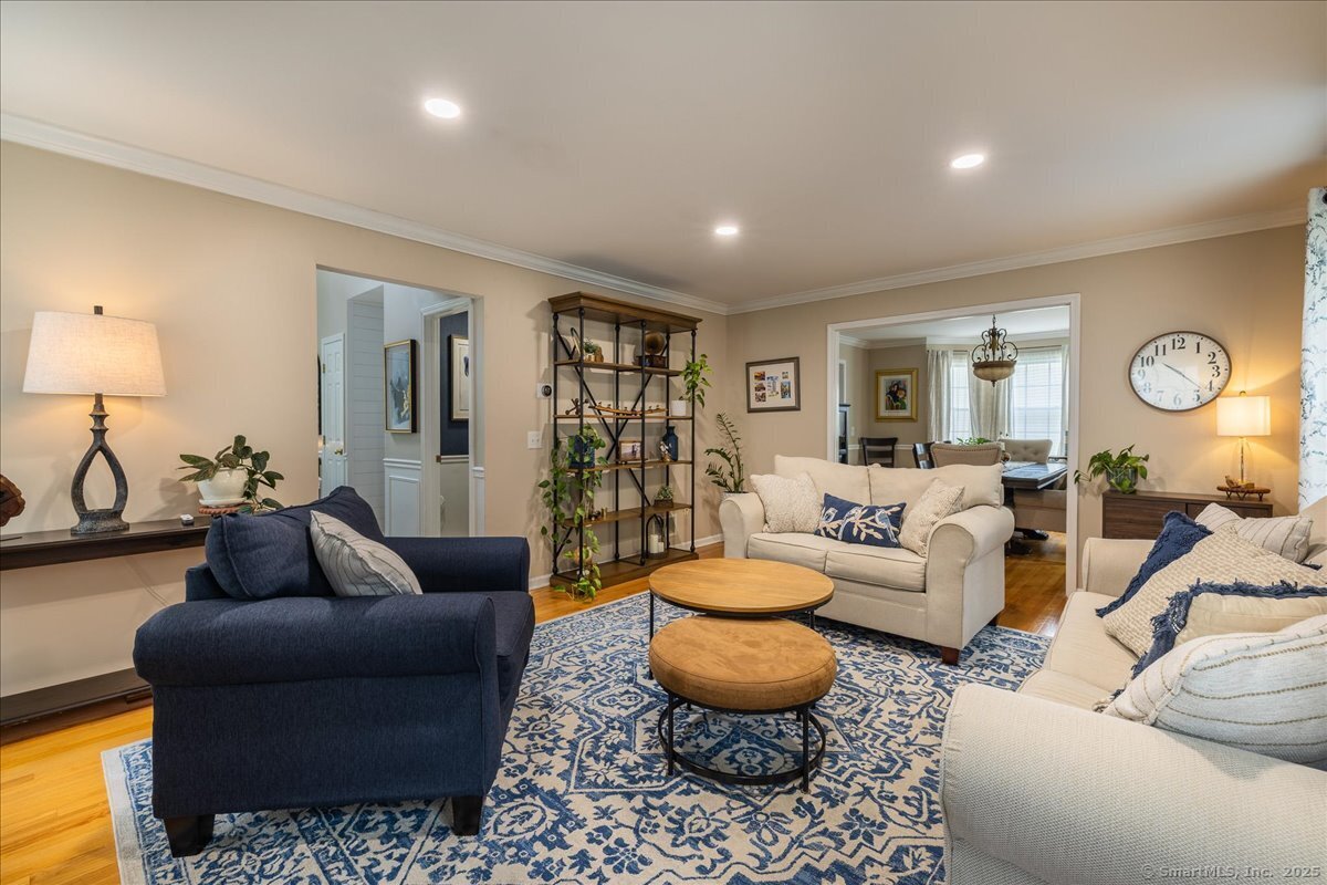 11 Pequot Court 11