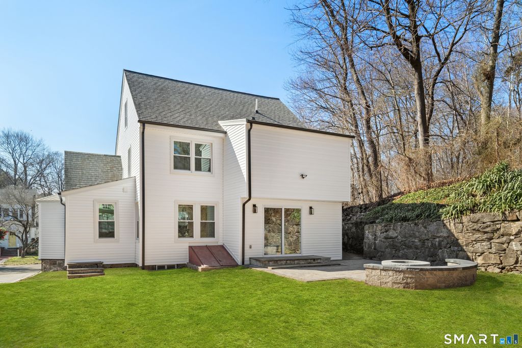 Photo of 29 Pierce Place, Stamford, CT 06906 (MLS # 24156655)