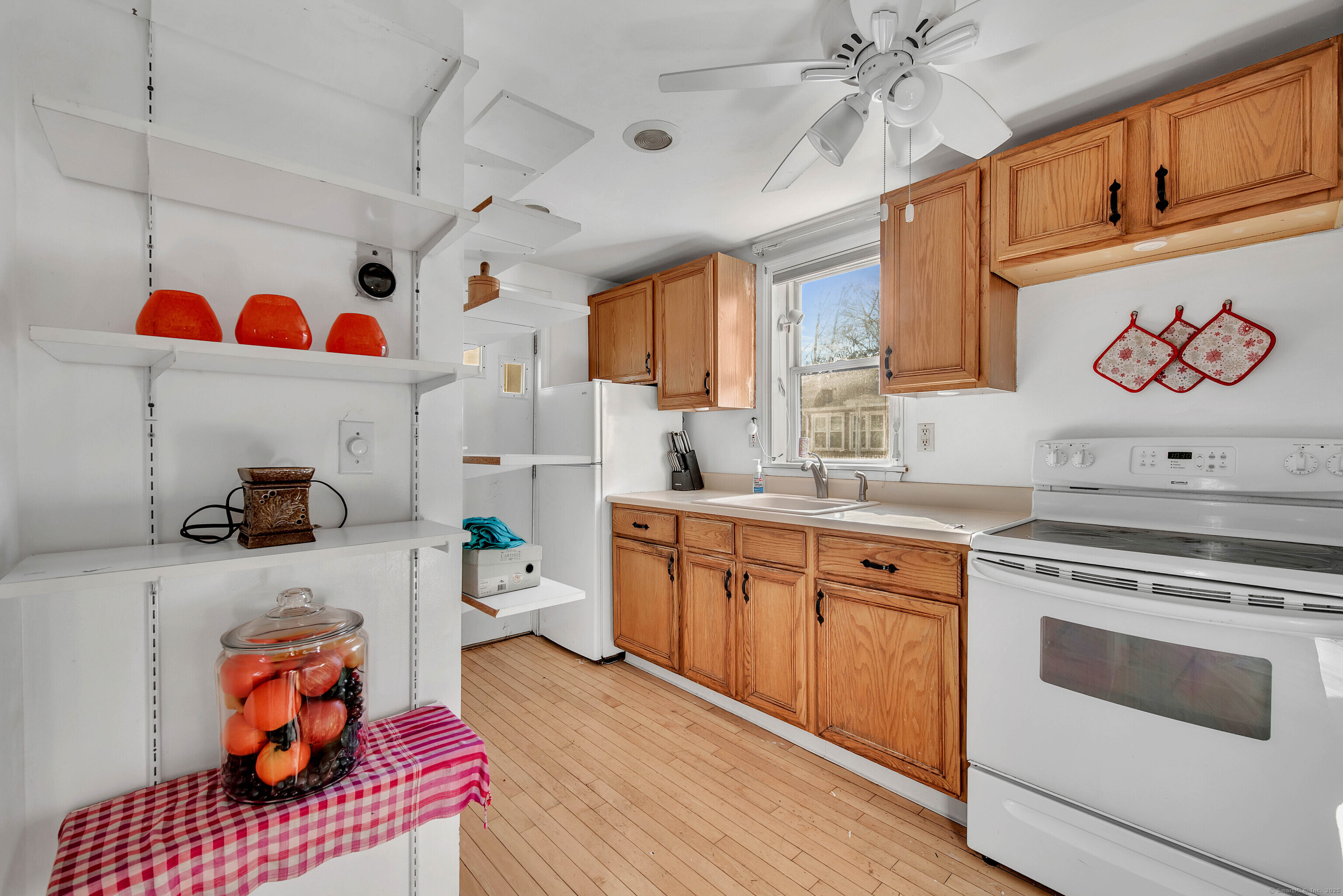 99 Warner Street, Hamden, Connecticut image 8