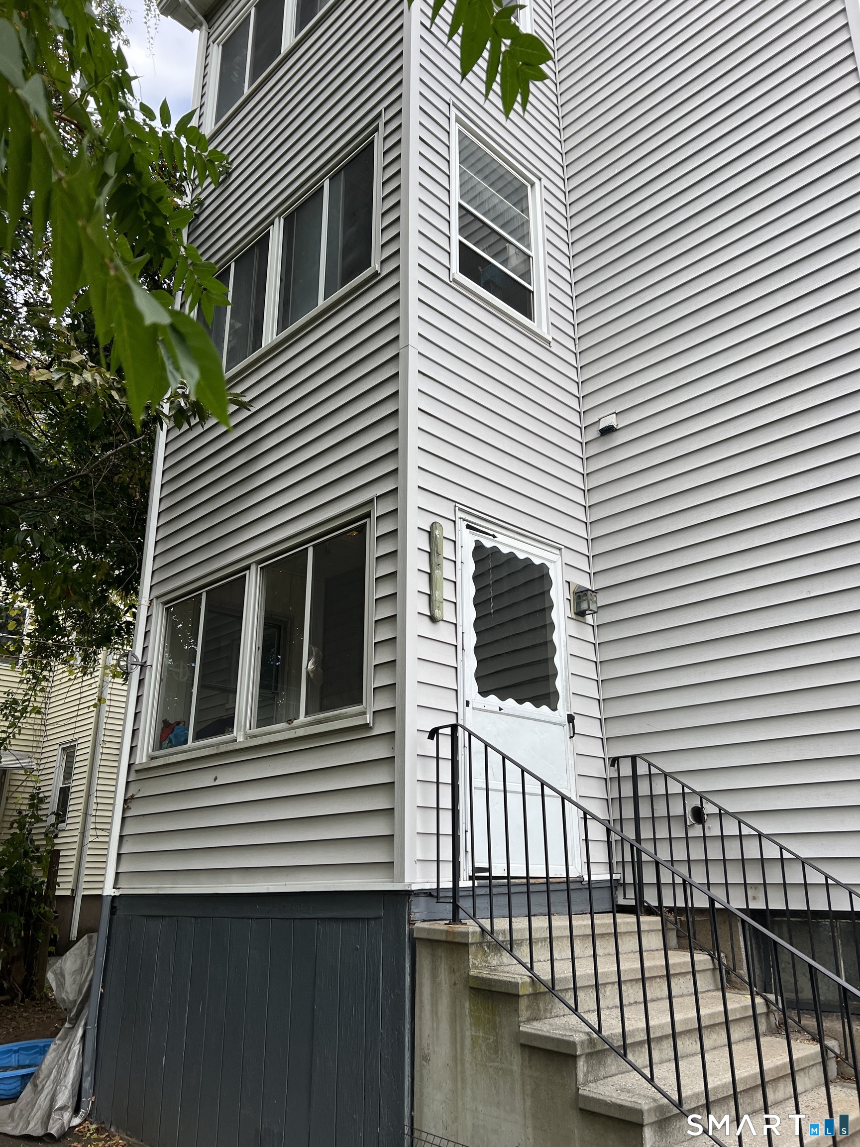 14 Buell Street