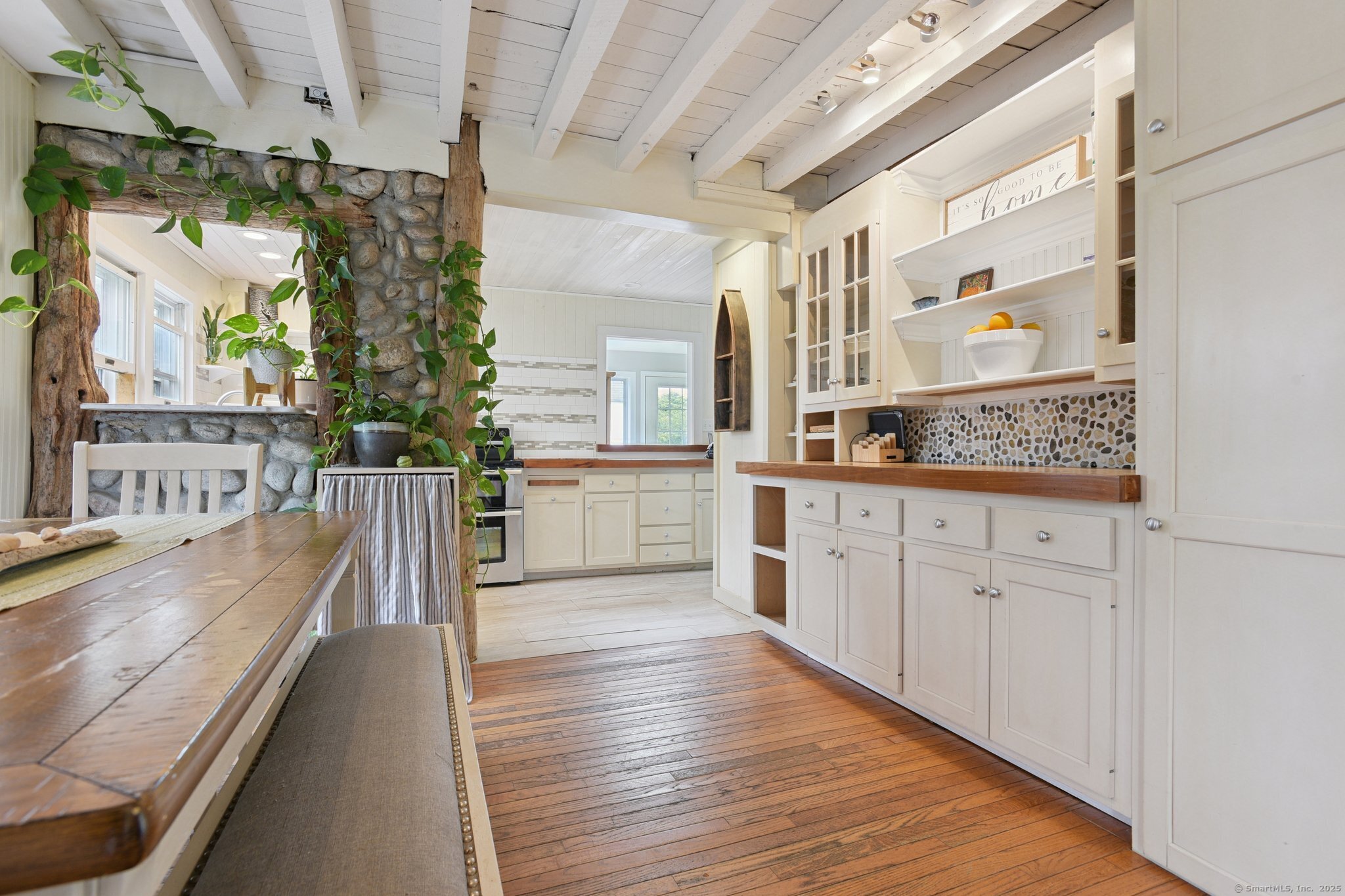 East Lyme, Connecticut 06357, United States, 3 Bedrooms Bedrooms, ,3 BathroomsBathrooms,Residential,Coming Soon,168002