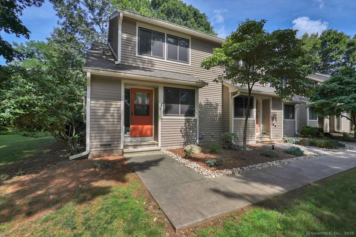 51 Pequot Drive 51