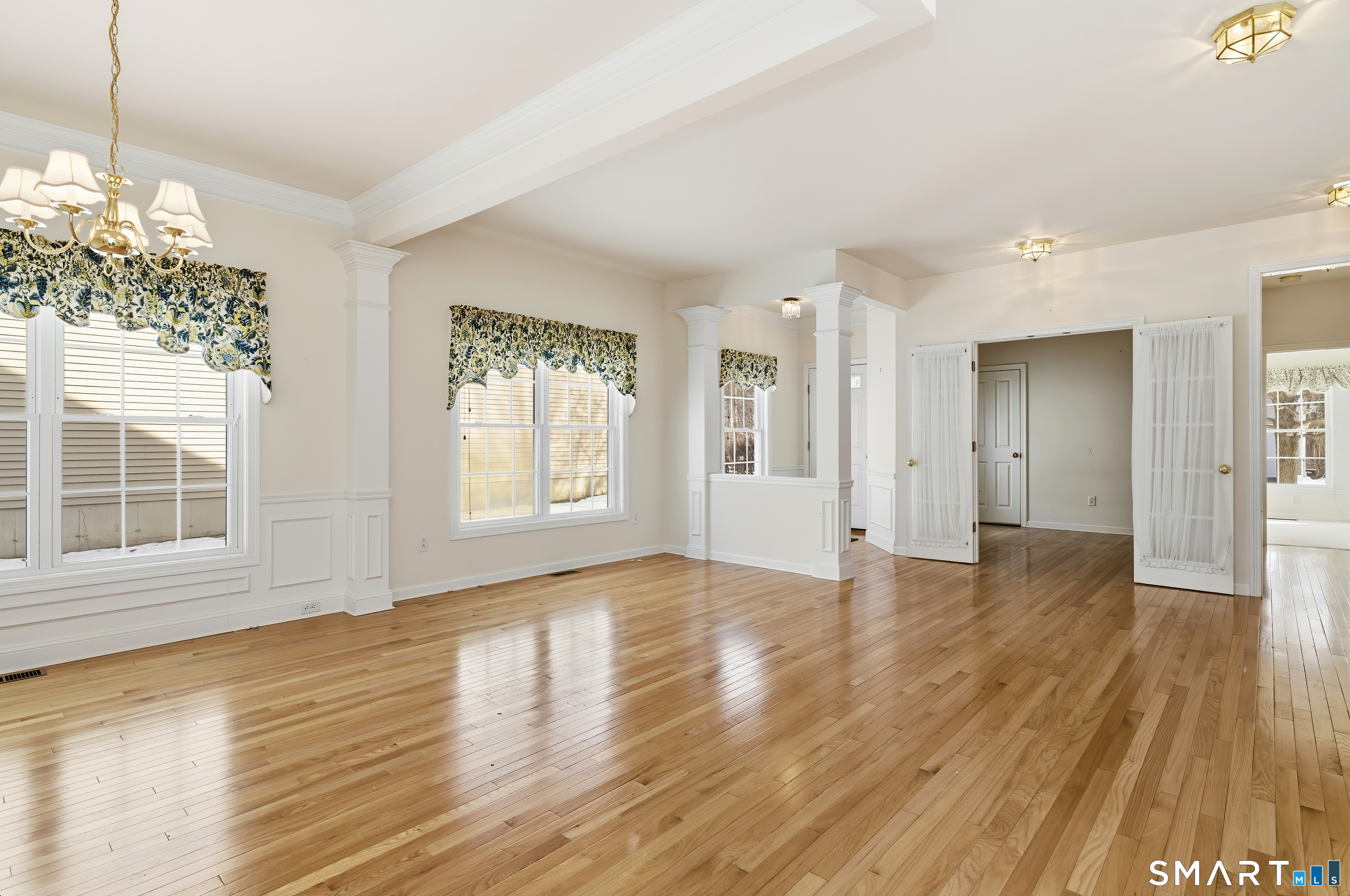 301 Fairway Drive 301