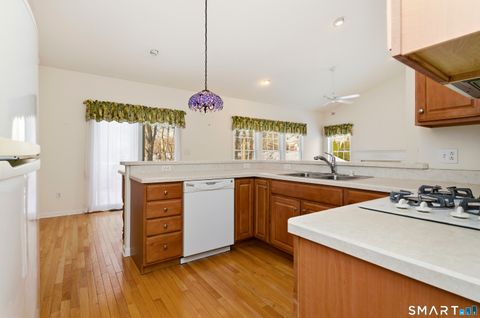 Tiny photo for 301 Fairway Drive #301, Oxford, CT 06478 (MLS # 24151318)