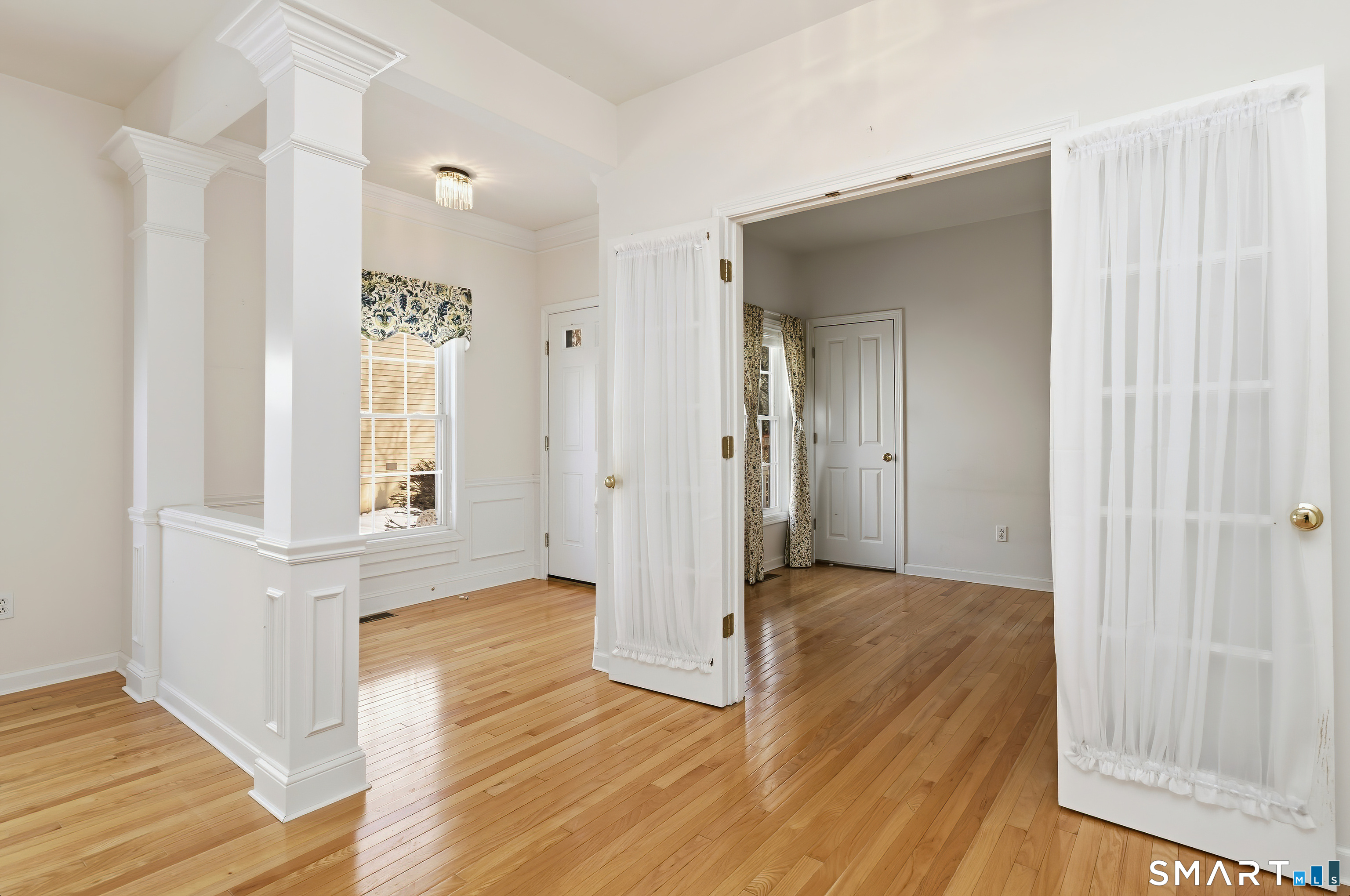 301 Fairway Drive 301