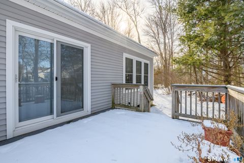 Tiny photo for 301 Fairway Drive #301, Oxford, CT 06478 (MLS # 24151318)