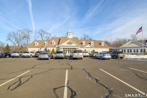 Tiny photo for 301 Fairway Drive #301, Oxford, CT 06478 (MLS # 24151318)