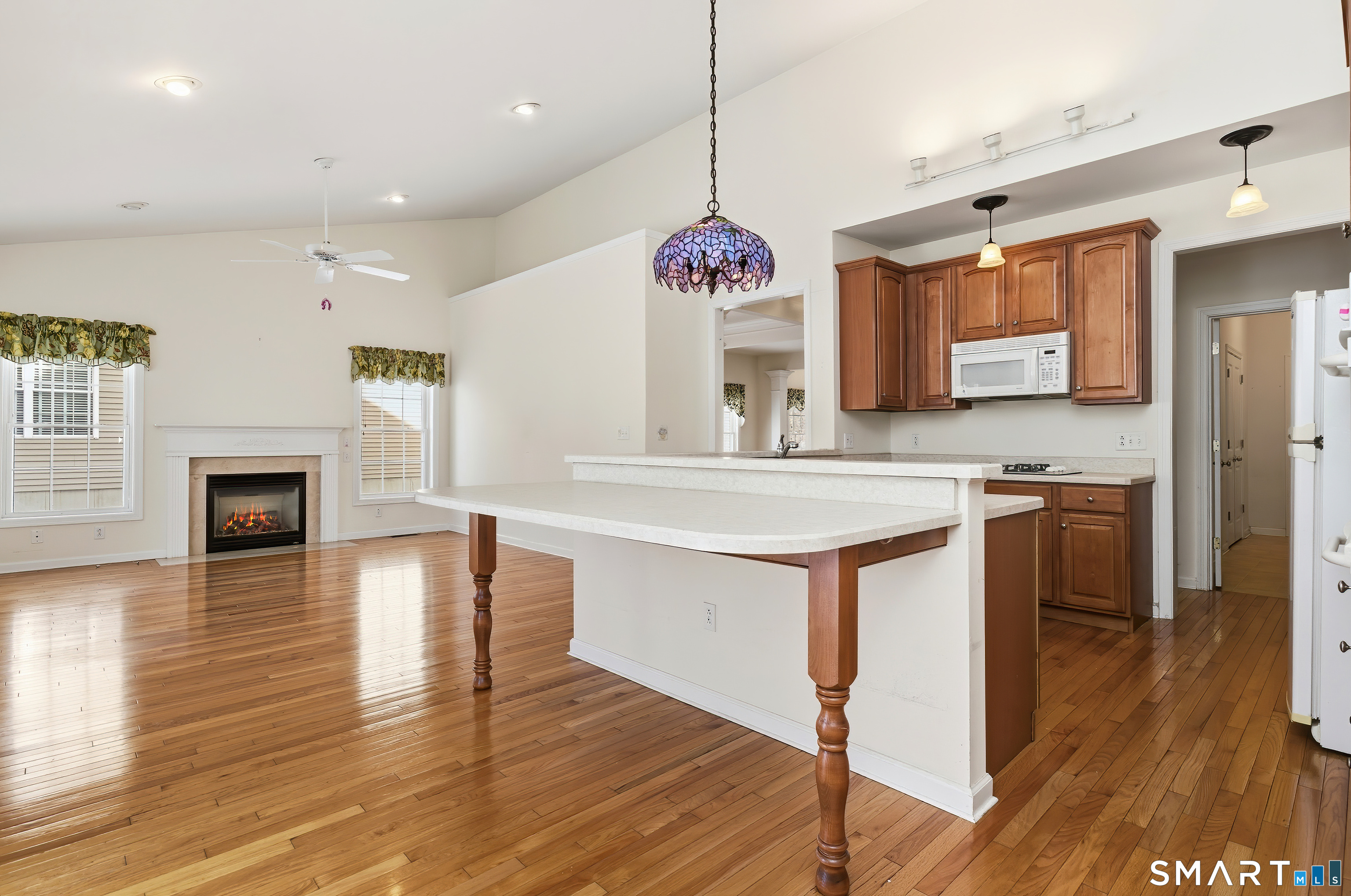 301 Fairway Drive 301