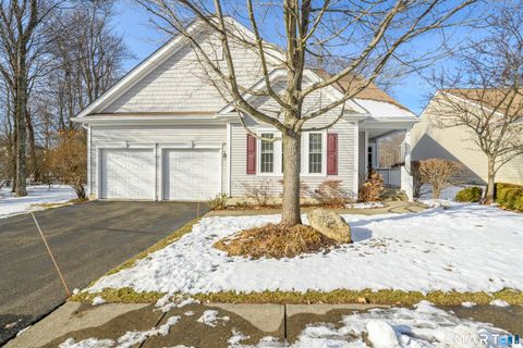 Tiny photo for 301 Fairway Drive #301, Oxford, CT 06478 (MLS # 24151318)