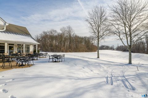 Tiny photo for 301 Fairway Drive #301, Oxford, CT 06478 (MLS # 24151318)