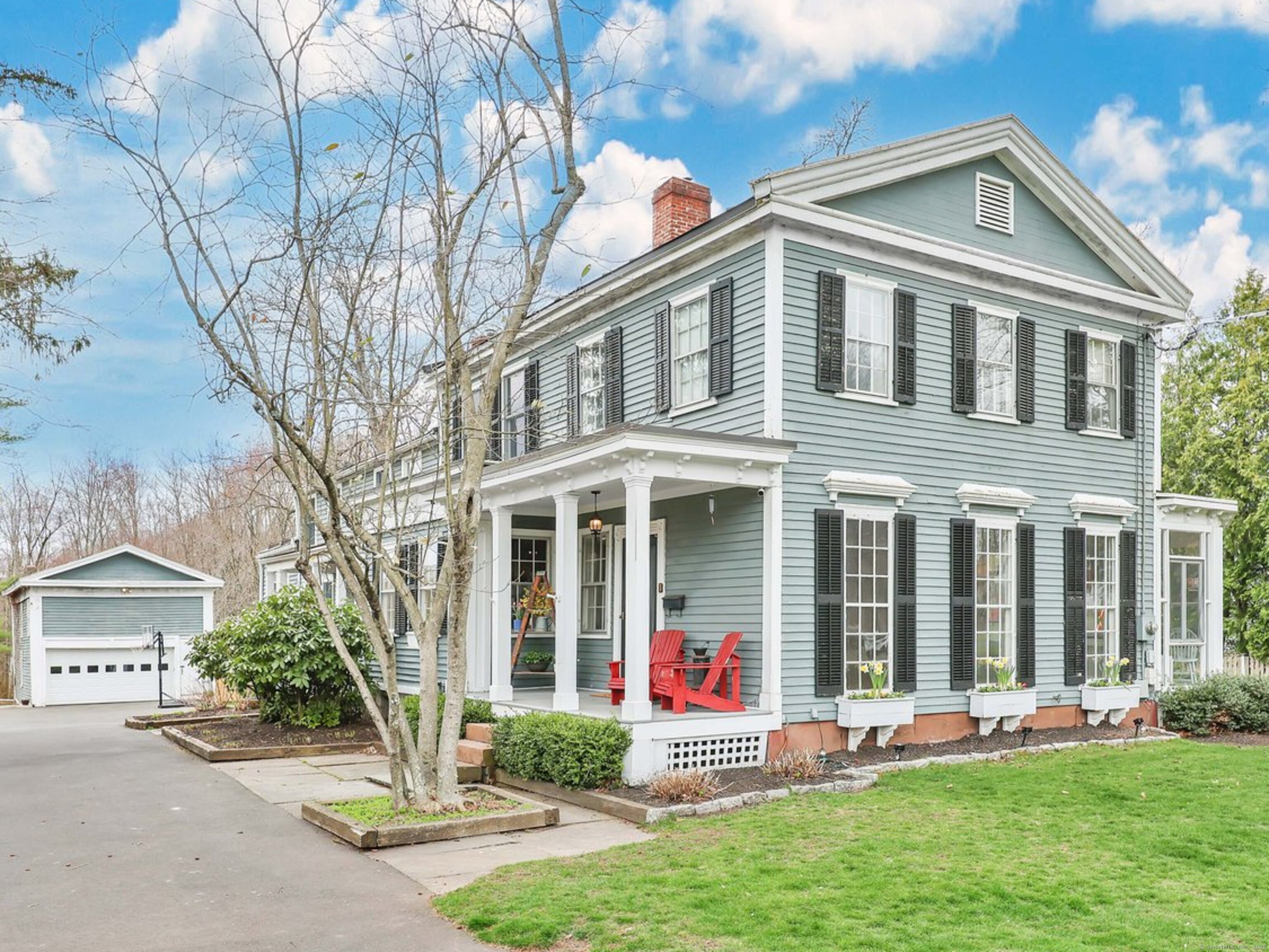 S Main Street, Suffield, Connecticut - 6 Bedrooms  
4 Bathrooms  
13 Rooms - 