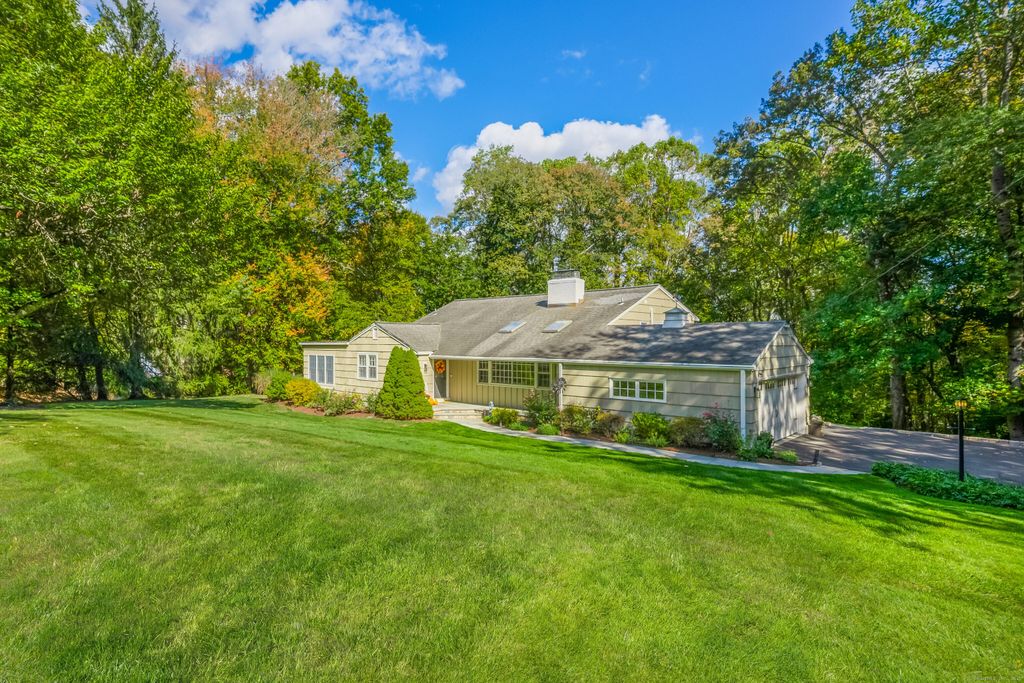 Photo of 113 Rivergate Drive, Wilton, CT 06897 (MLS # 24133079)