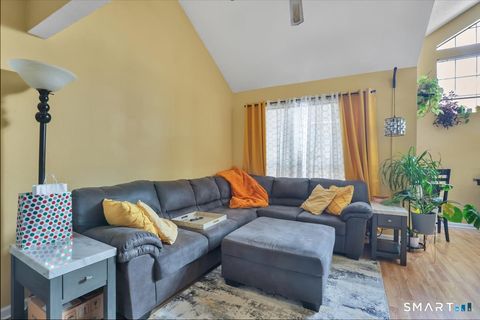 Tiny photo for 285 Carriage Crossing Lane #285, Middletown, CT 06457 (MLS # 24148254)