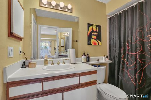 Tiny photo for 285 Carriage Crossing Lane #285, Middletown, CT 06457 (MLS # 24148254)