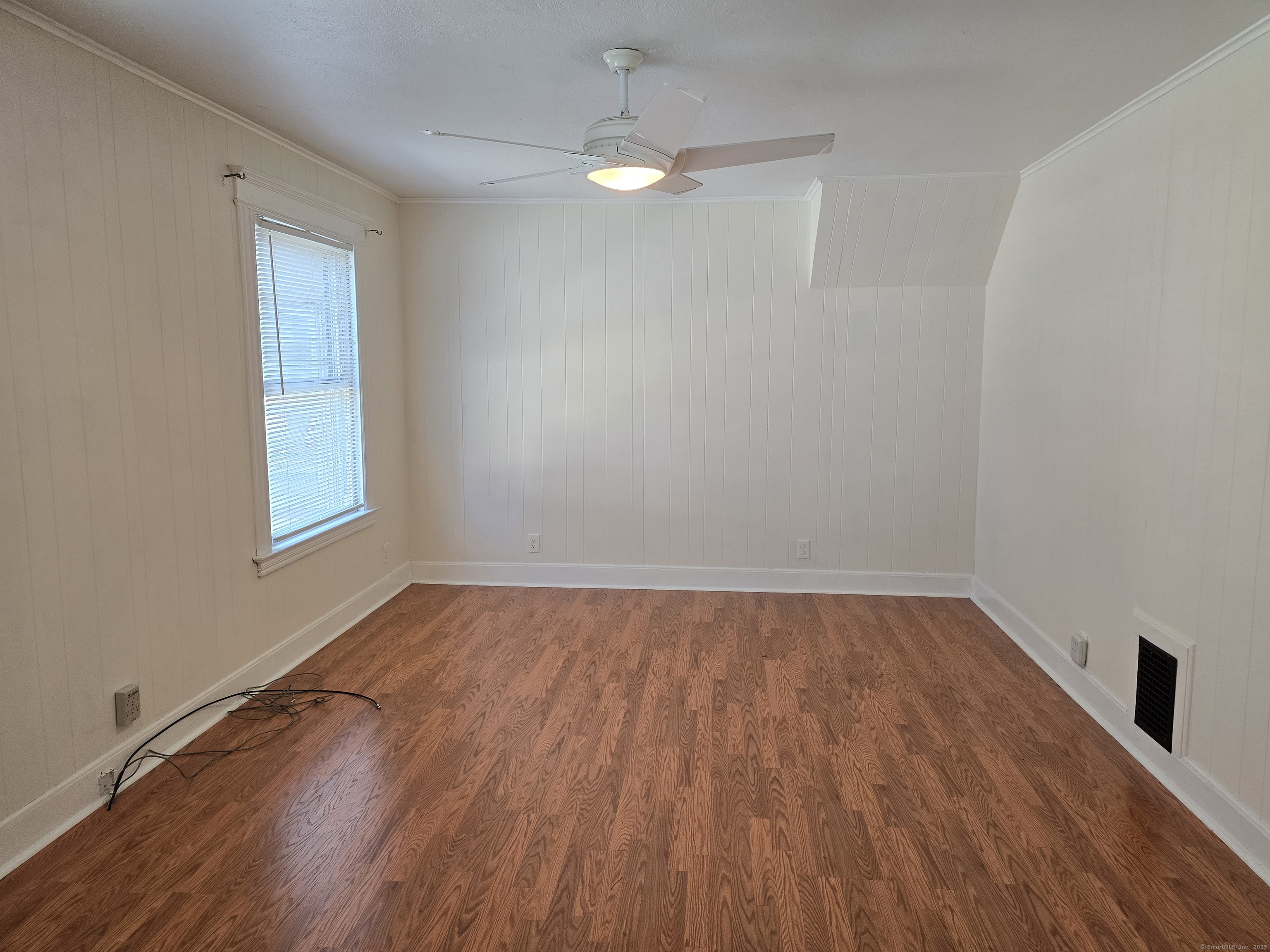 East Hartford, Connecticut 06108, United States, 2 Bedrooms Bedrooms, ,1 BathroomBathrooms,Residential,Active,189275