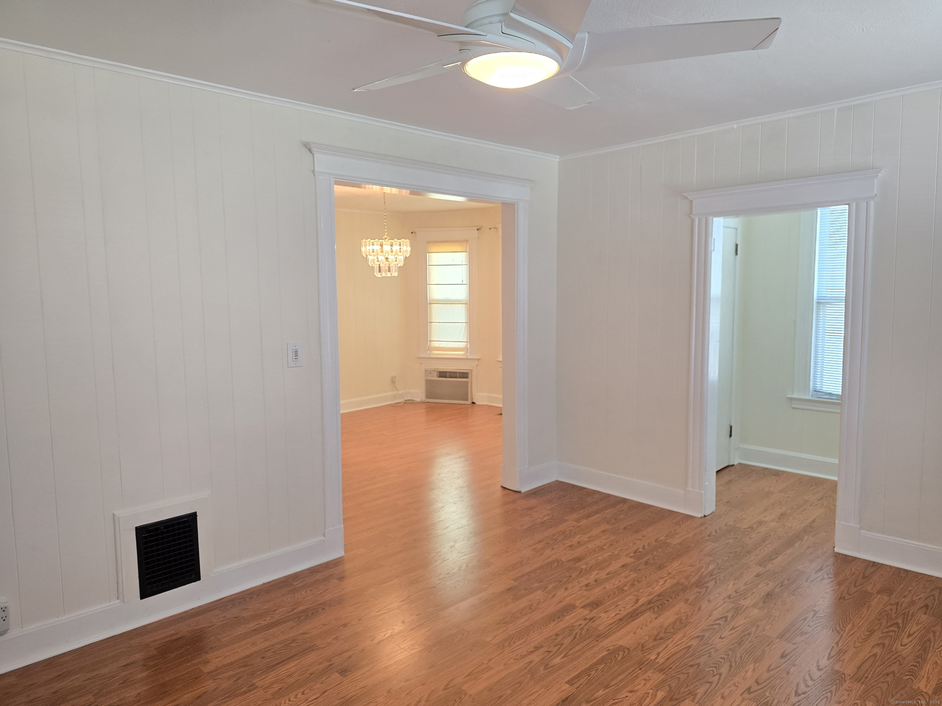 East Hartford, Connecticut 06108, United States, 2 Bedrooms Bedrooms, ,1 BathroomBathrooms,Residential,Active,189275