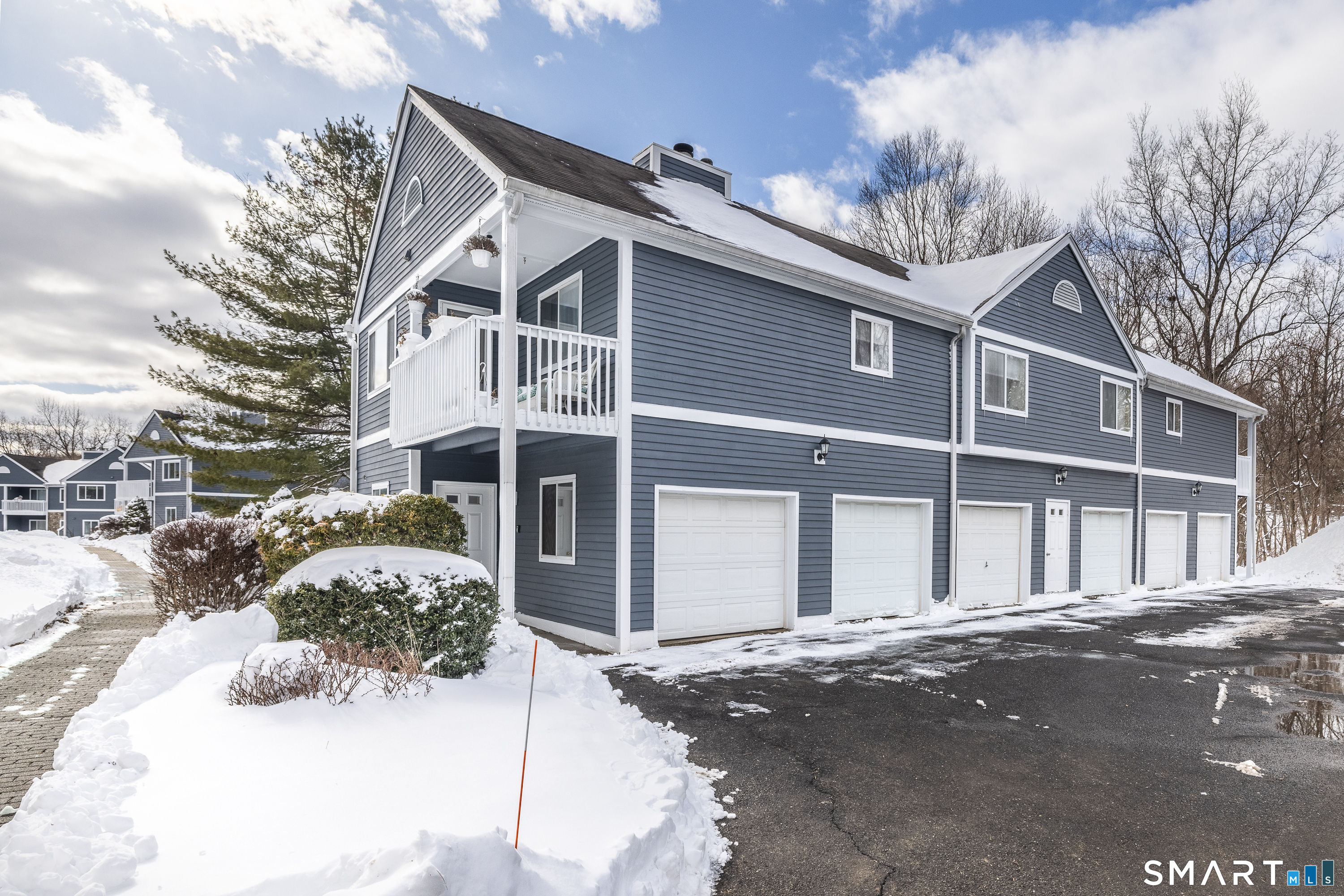 208 Windgate Circle B