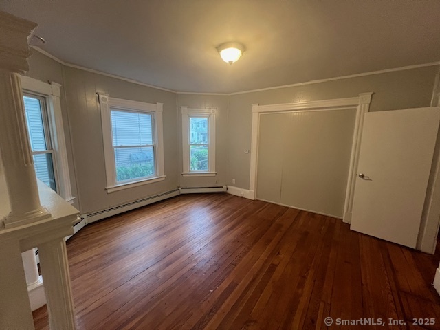 Hartford, Connecticut 06106, United States, 3 Bedrooms Bedrooms, ,1 BathroomBathrooms,Residential,Active,219599